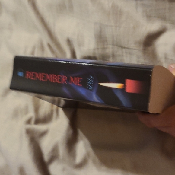 Christopher pike remember me book - Picture 2 of 5